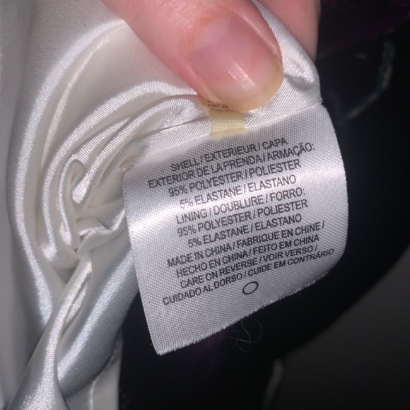 T Tahari Floral Sheath Dress Black Purple White Sleeveless 12 - Picture 5 of 10